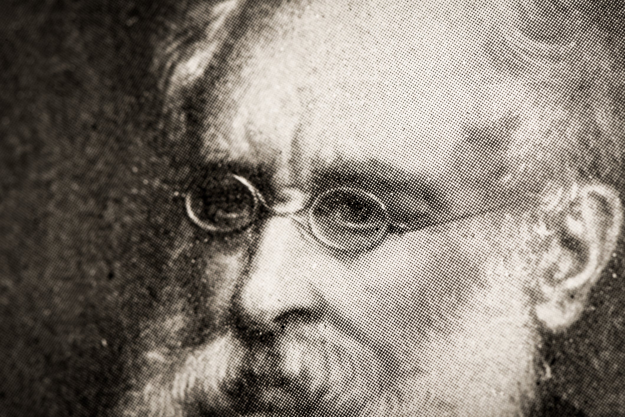 'Sex, Money, And Power': The Victorian Austen Fanboy I Can't Stop Reading