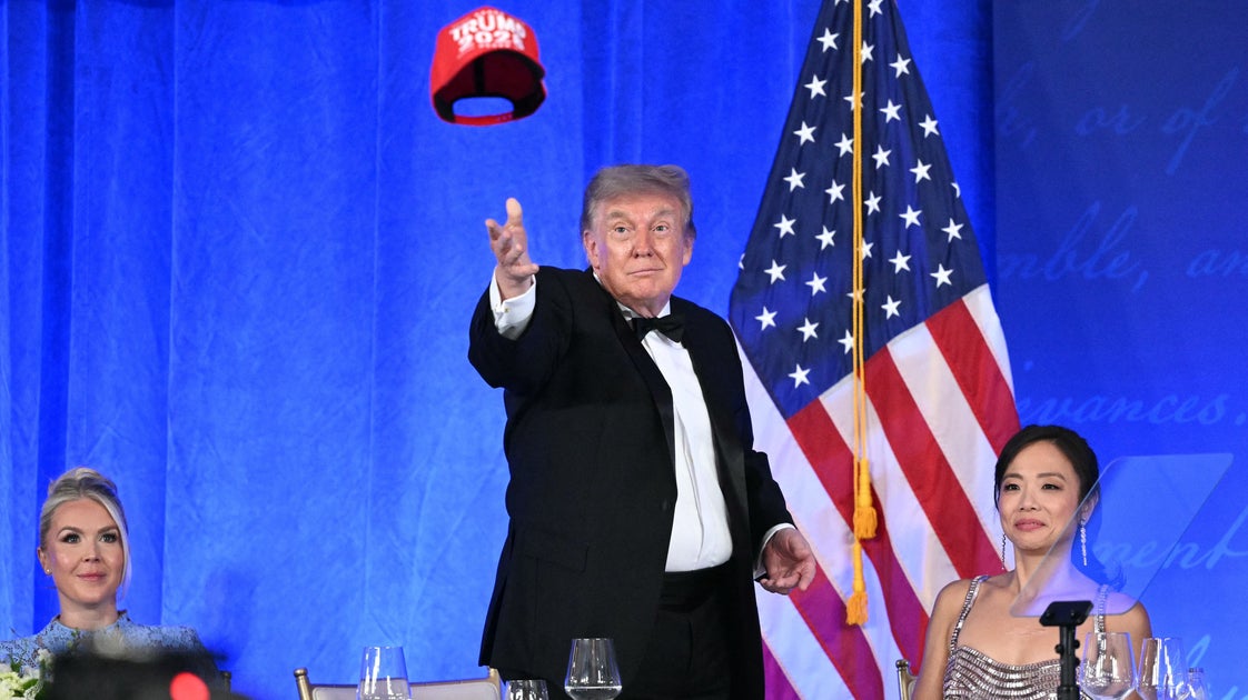Trump’s Seemingly Harmless 2028 Election ‘Joke’ Has Legal Experts Sounding The Alarm For A Very Specific Reason