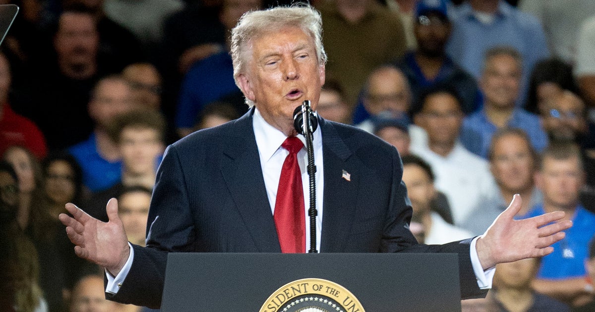 'Gonna Make News': Trump Babbles About 'Not Clean' People In Color-Focused Rant