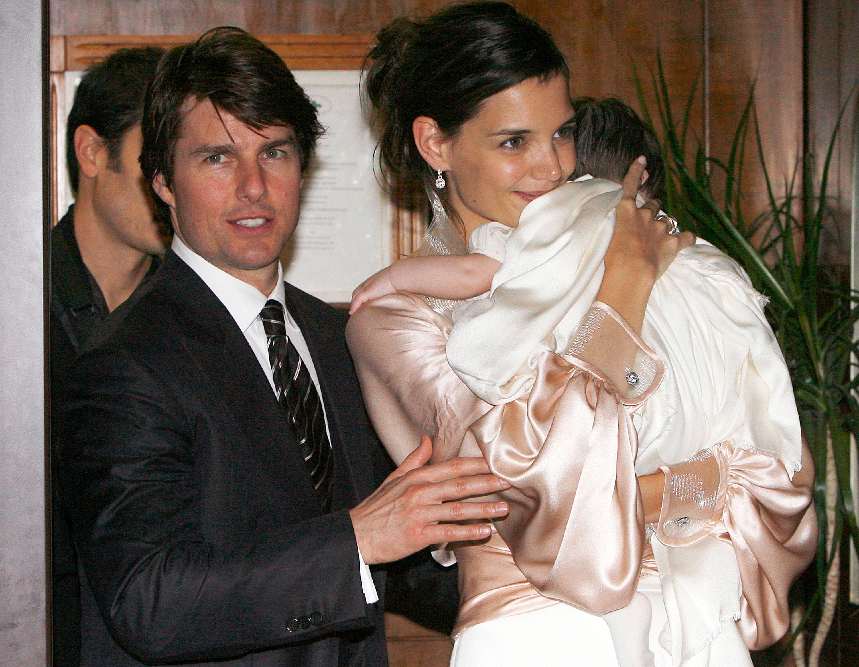 Tom Cruise's Daughter Has Officially Dropped Her Dad's Surname