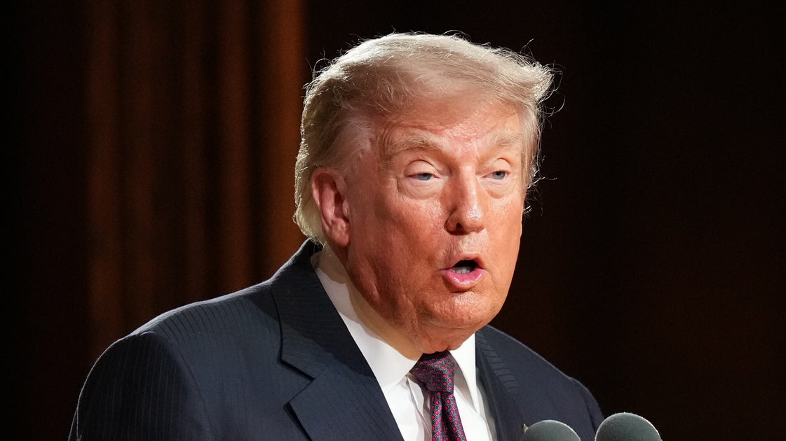 Ex-Trump Die-Hard Wacko Pleads For Congress To Impeach President