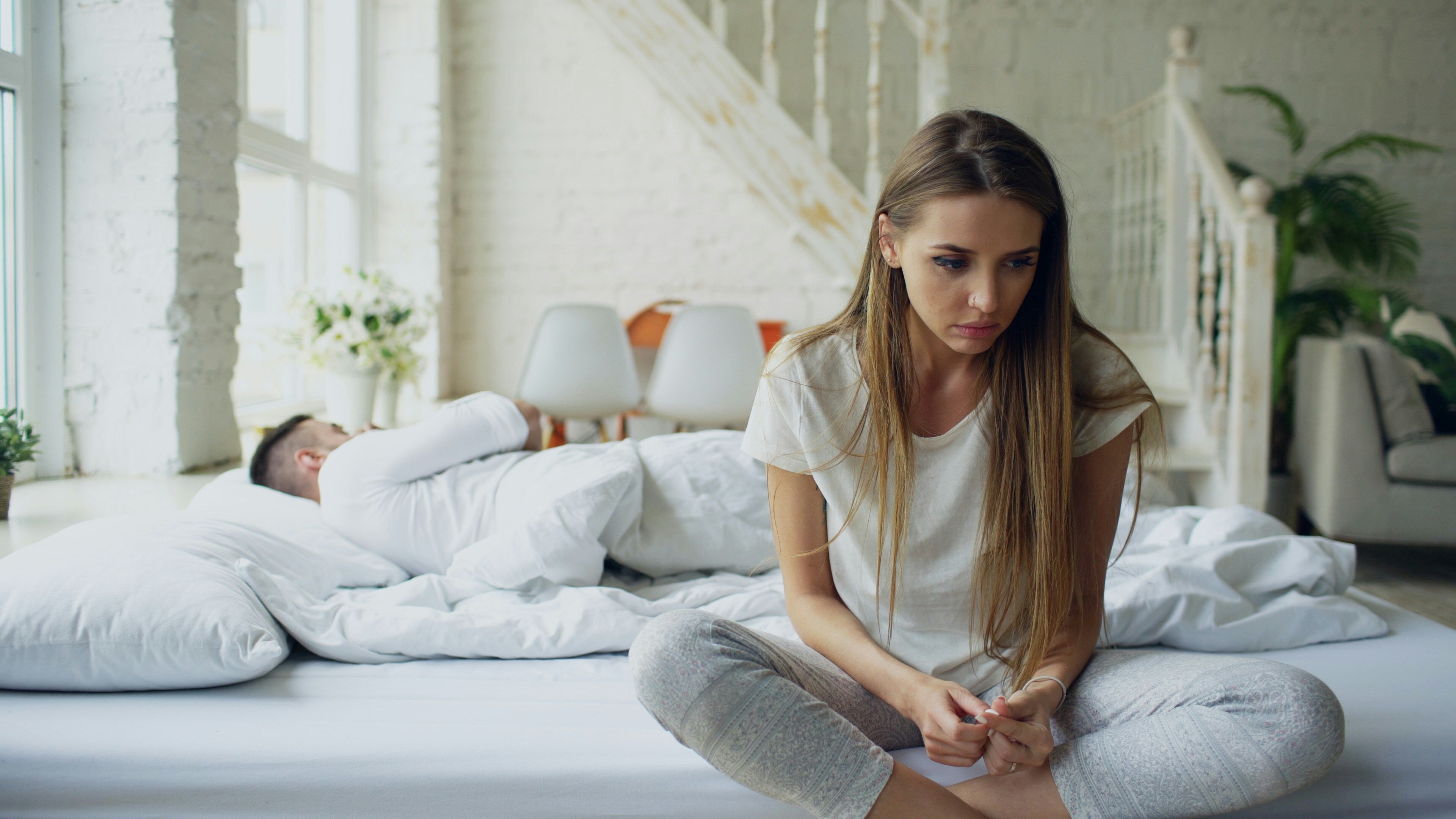 Relationship Therapist Shares 5 Unexpected Reasons Couples End Up In Counselling