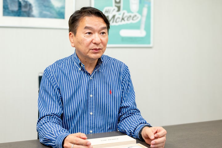 研究本部研究部 シニア・プロフェッショナルの中田裕二郎さん。ゼブラに新卒で入社し、文具一筋で開発に取り組んでいる