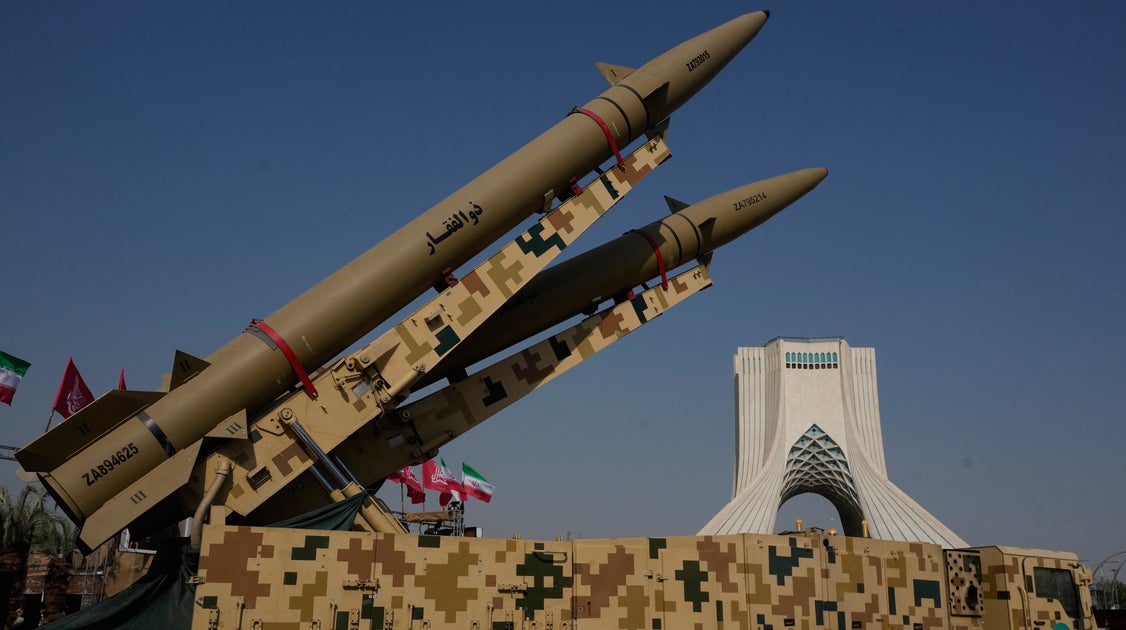 Photo: huffpost.com Attaques des Houthis et de l'Iran en mer Rouge : la menace sur le pétrole saoudien