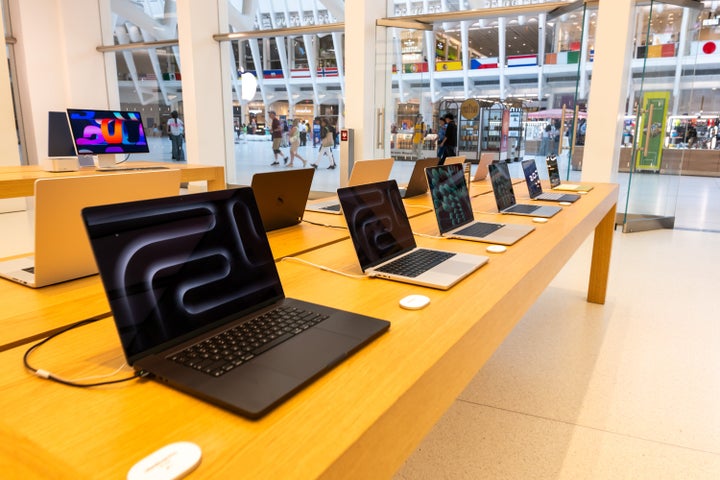 Would you rent your laptop? For some consumers, this leasing program could actually help their budget, but for others it could be a bad deal. 