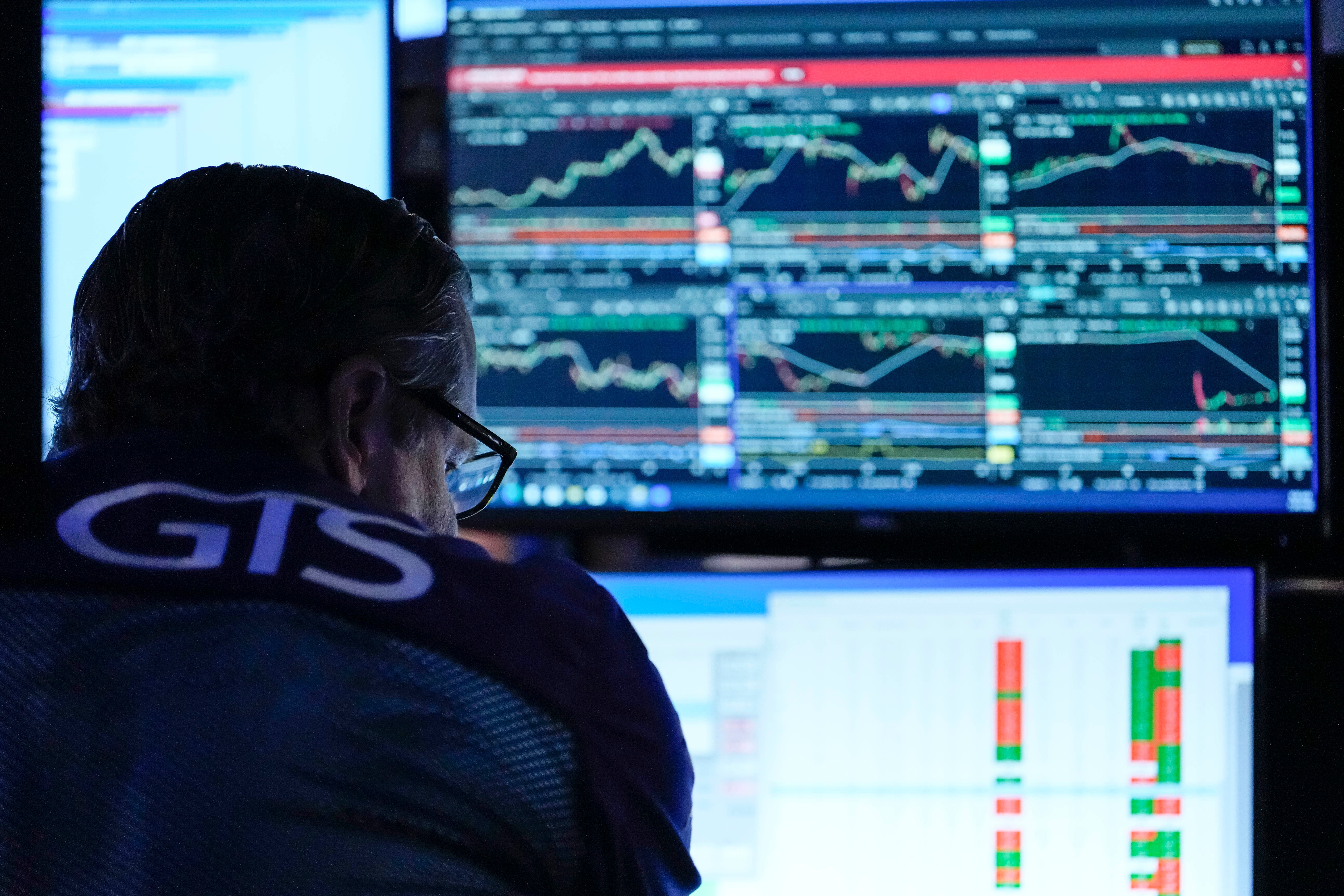 huffpost.com - REUTERS - Major AI Hedge Fund Melts Down As Fears Of Bubble Grow