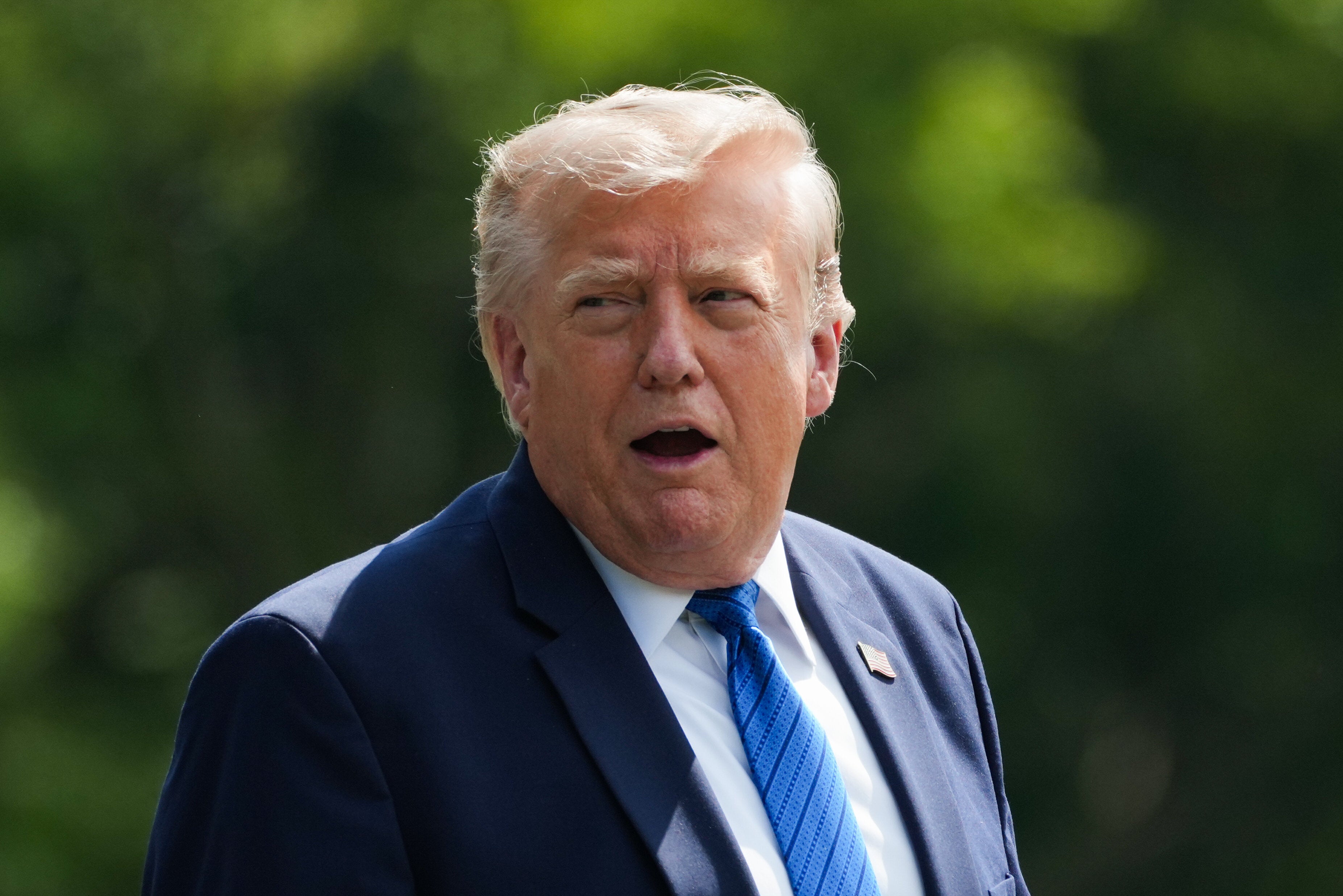 huffpost.com - Hilary Hanson - MAGA Radio Host Makes Startling Foreign Policy Prediction - And Trump Tells Him He's Right