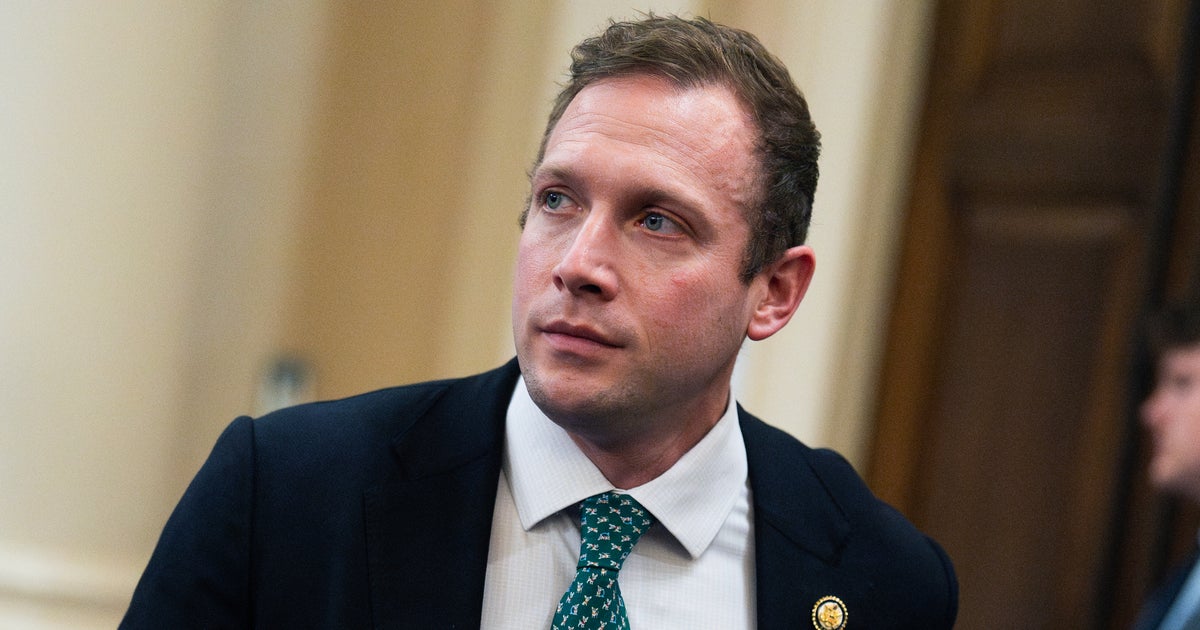 https://img.huffingtonpost.com/asset/6a6f73a91b000029c2939f3a.jpeg?cache=q0xI0oFsK2&ops=1200_630