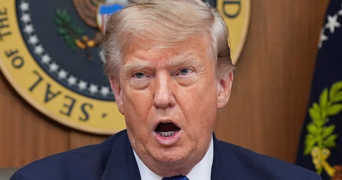 Trump Has Ominous New Warning For Canada In Sunday Evening Threat