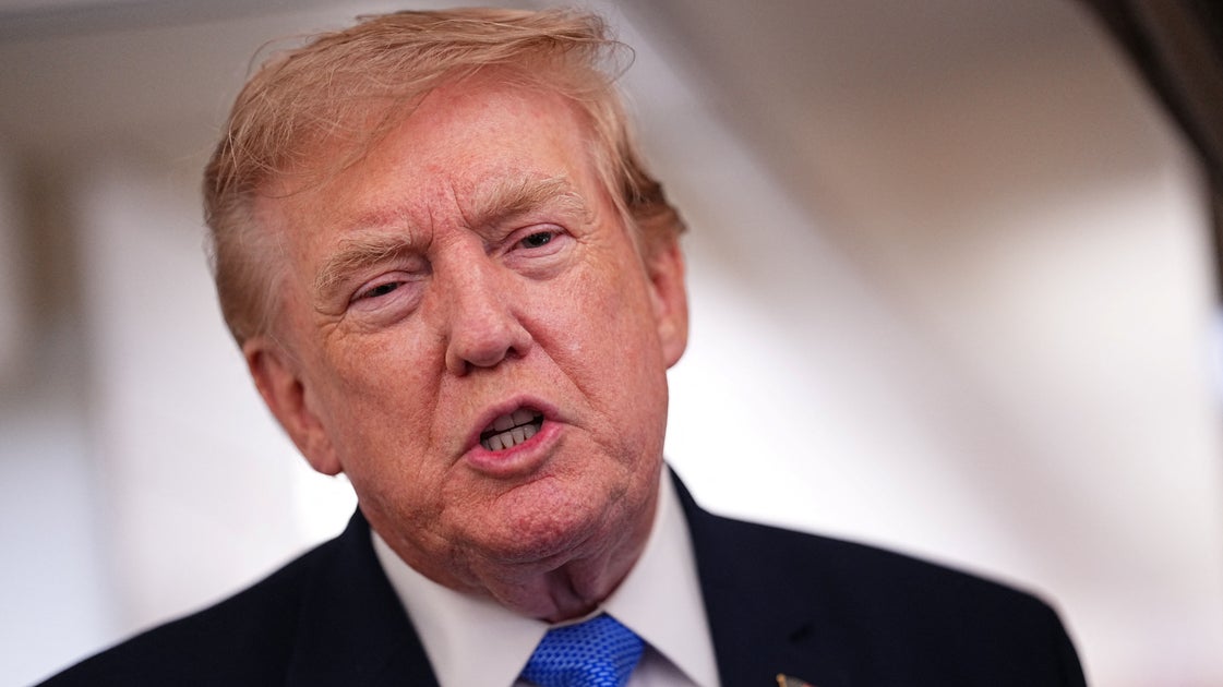 Trump Administration Illegally Cut Farmworkers' Wages, Judge Rules