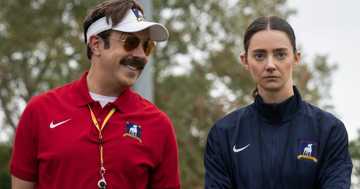 Lohnt sich das Warten auf Staffel 4 von Ted Lasso? Die Kritiker sind sich ...