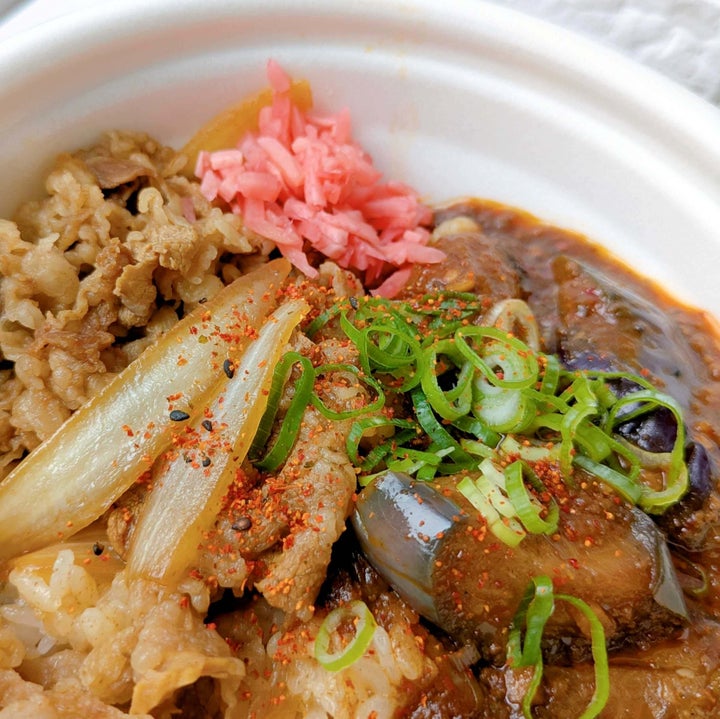 すき家「シビ辛麻婆茄子牛丼」