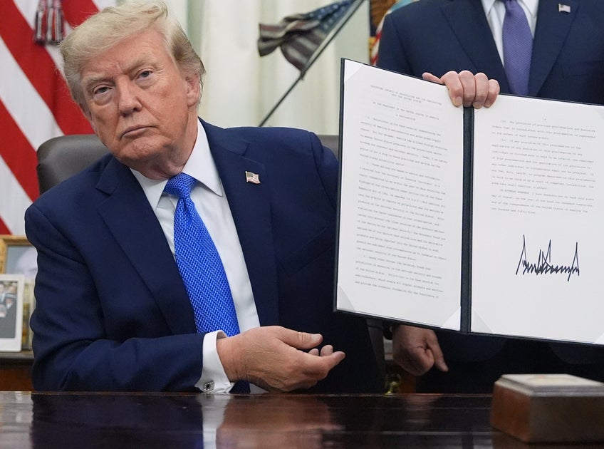 Trump Signs Executive Orders Targeting Birthright Citizenship ...