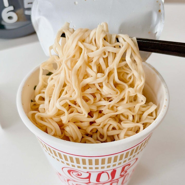 水でもカップ麺が作れるライフハック
