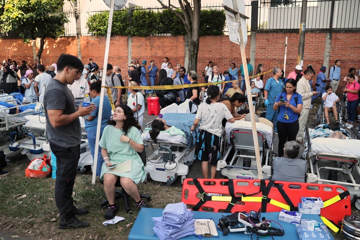 Patients are evacuated outside a hospital after an earthquake struck Cali, Colombia, on Aug. 10, 2026.