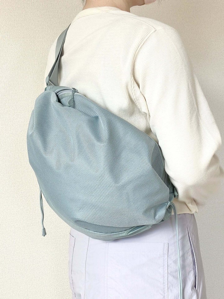 無印良品「撥水 リップストップ ショルダーバッグ」