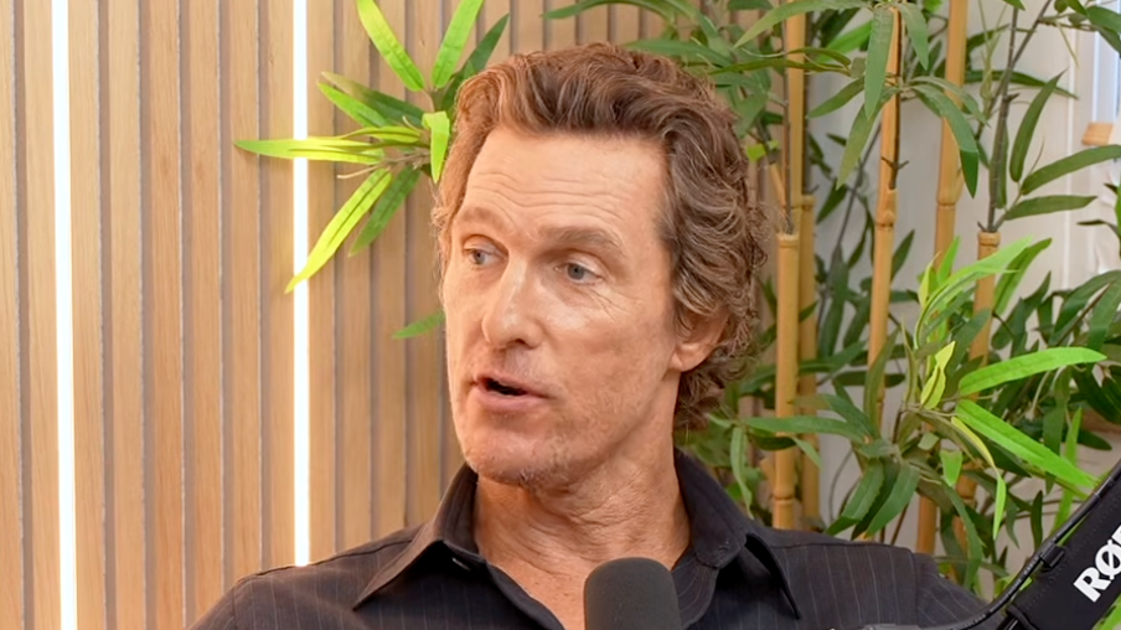 Matthew McConaughey sagt, ein Film aus dem Jahr 2003 bringe ihm immer noch ...