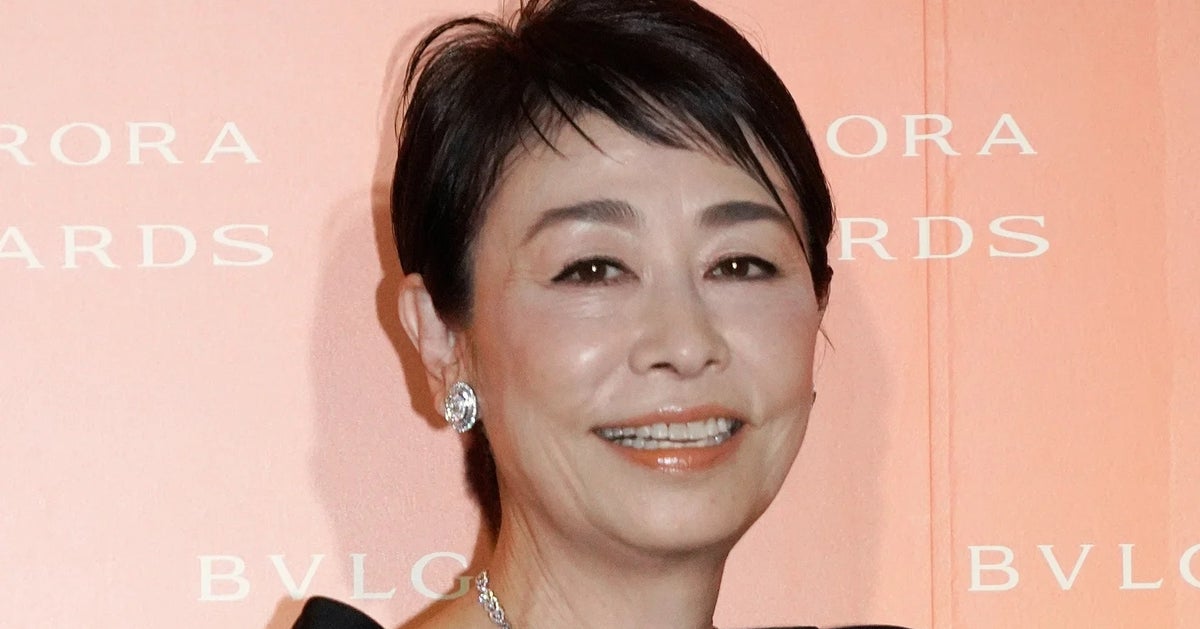 安藤優子、ZARAのミュールと日本の老舗メーカーのカンカン帽で夏コーデ⇨「とても素敵でおしゃれ」と反響