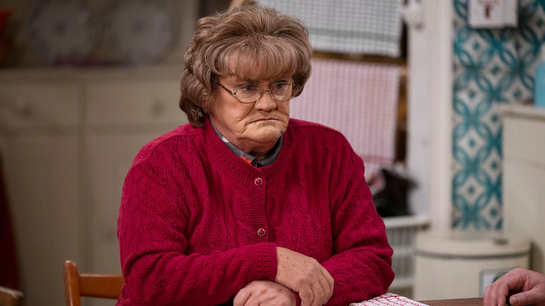 Ann Droid Fans Demand Christmas Special to Replace Cancelled Mrs Brown's Boys