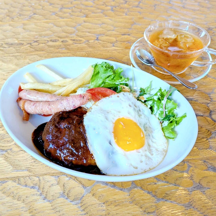星乃珈琲店「ハワイ風ロコモコ」