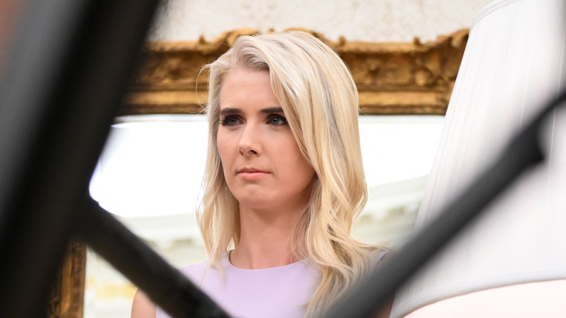 Body Language Experts Spot Something In This Wild Clip Of Trump Dictating Tweets To Natalie Harp