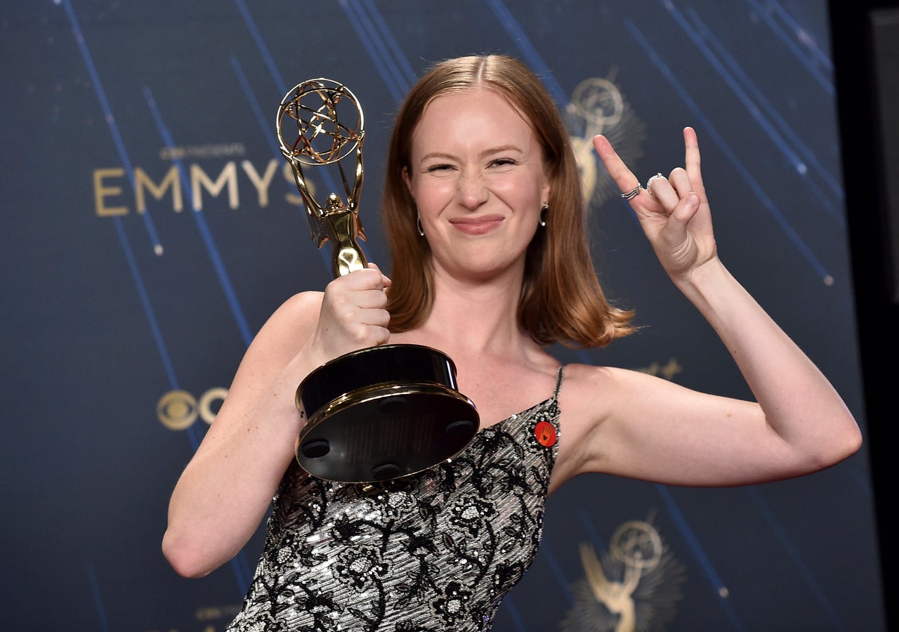 Hannah Einbinder celebrating her Emmy win in September 2025