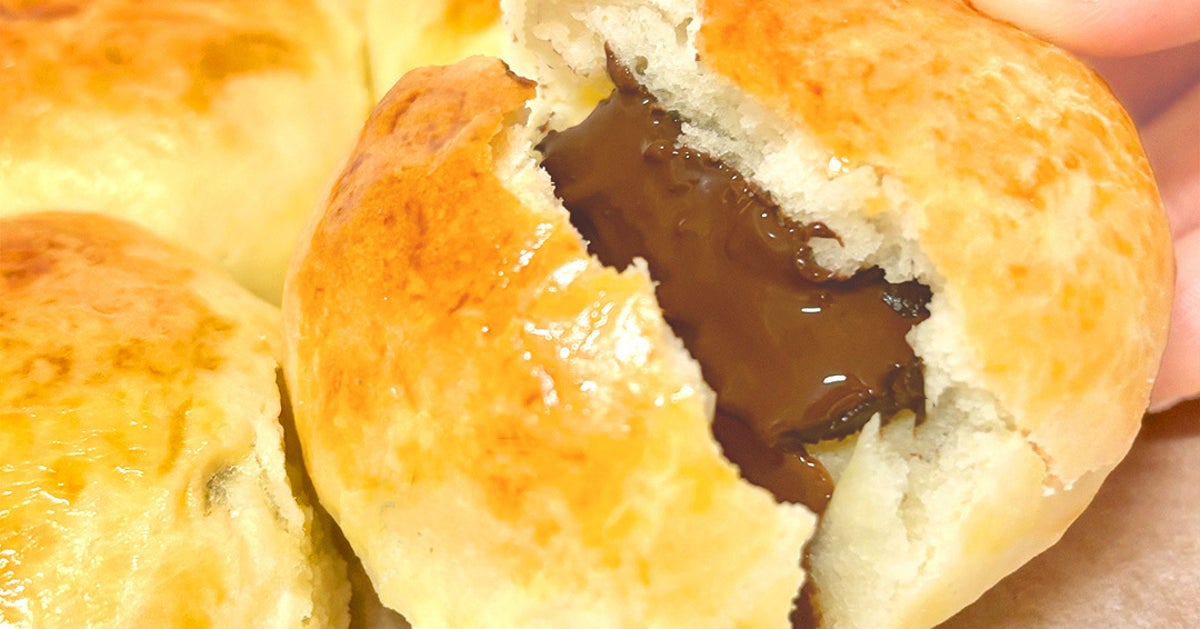 【ホットケーキミックス、混ぜて焼くだけでパンになる】発酵なしでふわふわ。チョコちぎりパン