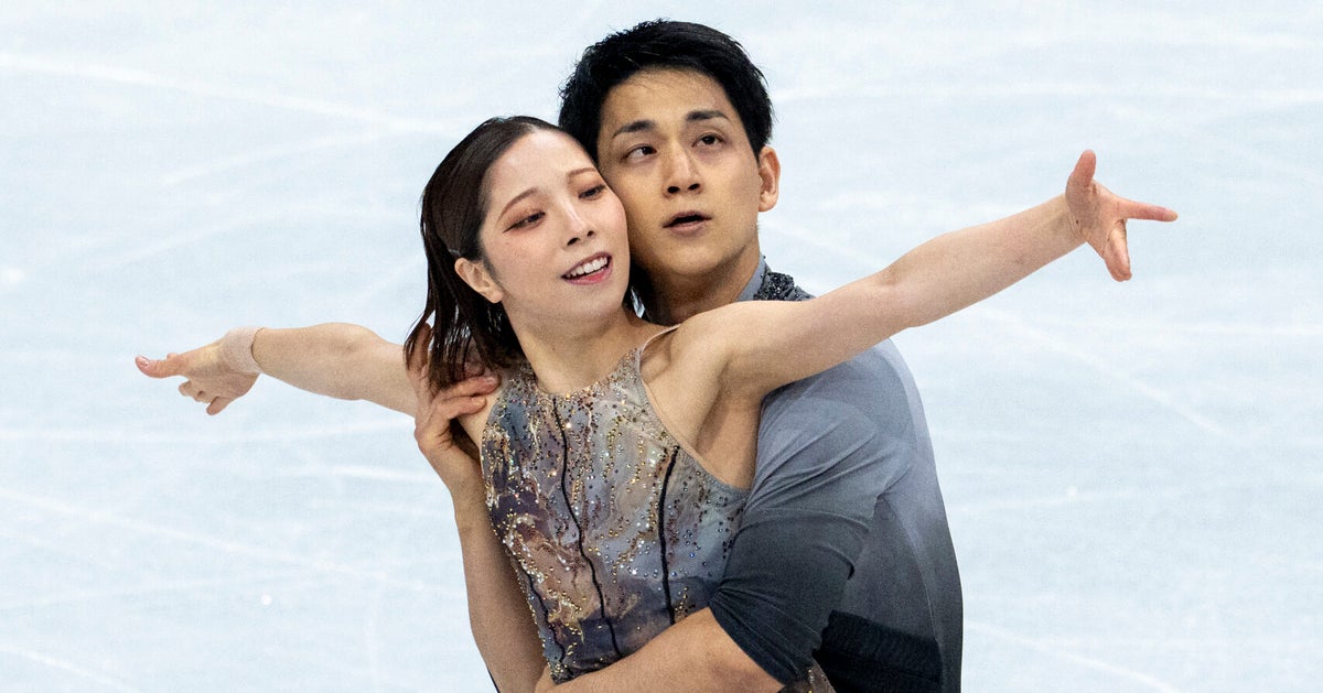 りくりゅうが婚約発表。プロポーズ写真を公開し「これからも支え合いながら一歩ずつ歩んでいきたい」
