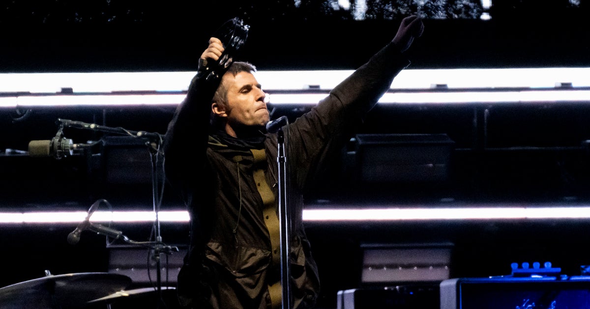 Liam Gallagher Addresses Those Oasis Glastonbury Rumours In His Own ...