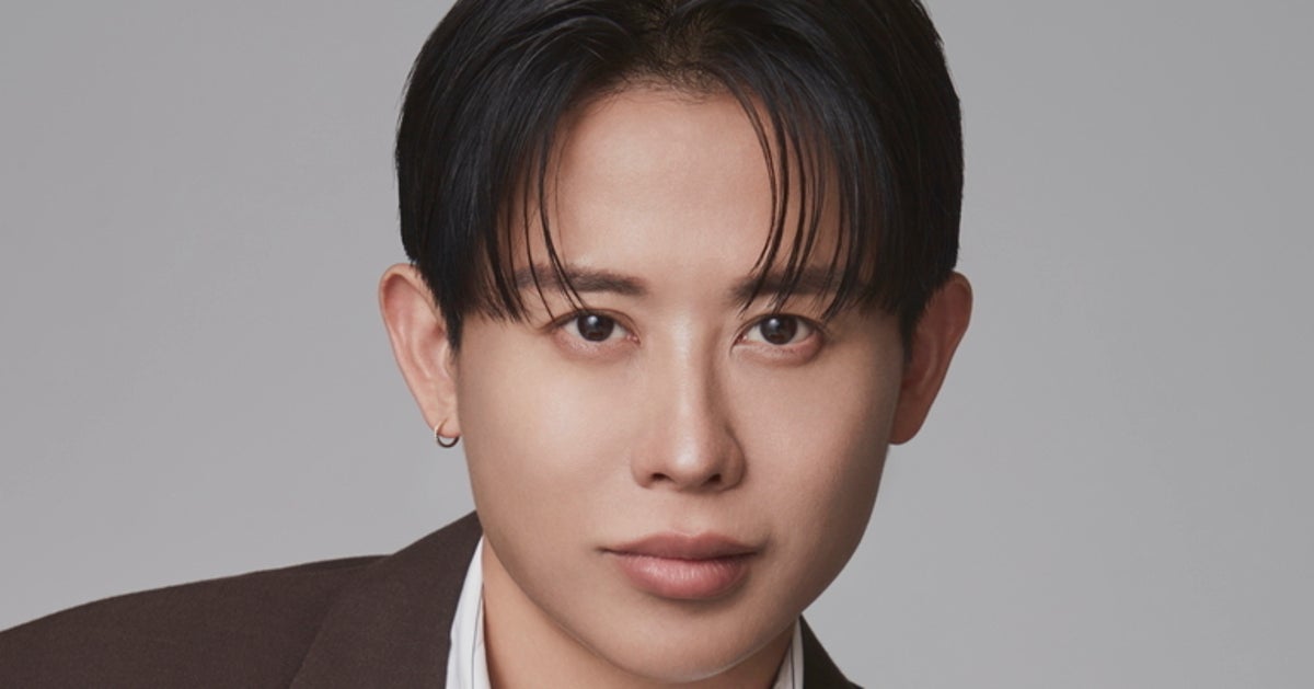 林先生も称賛の小田切ヒロ、最新眉メイクを披露「眉毛をアップデートして」NGな“古い印象”の眉って?