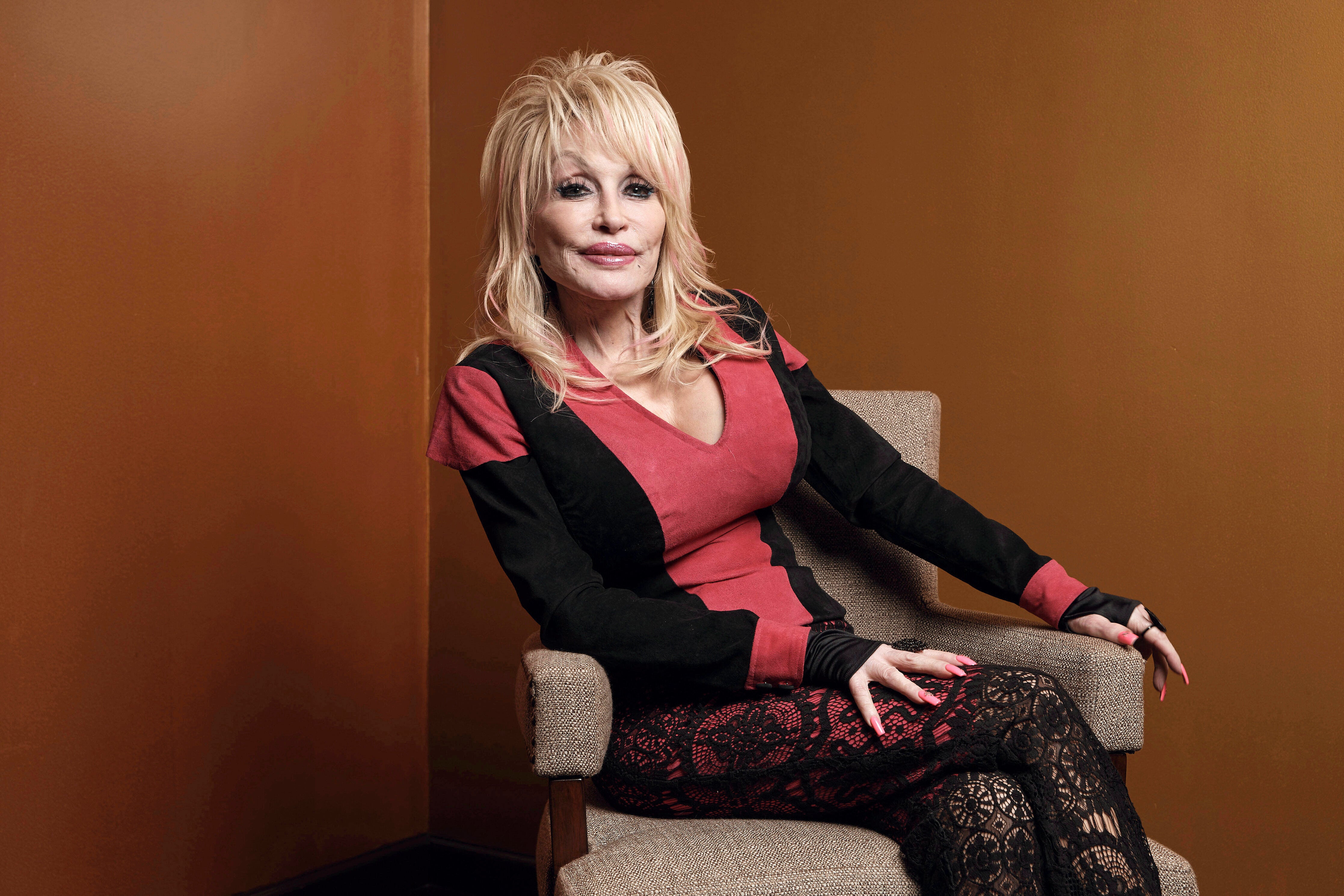 No Filter, All Rhinestones: 21 Of The Best One-Liners From Dolly Parton