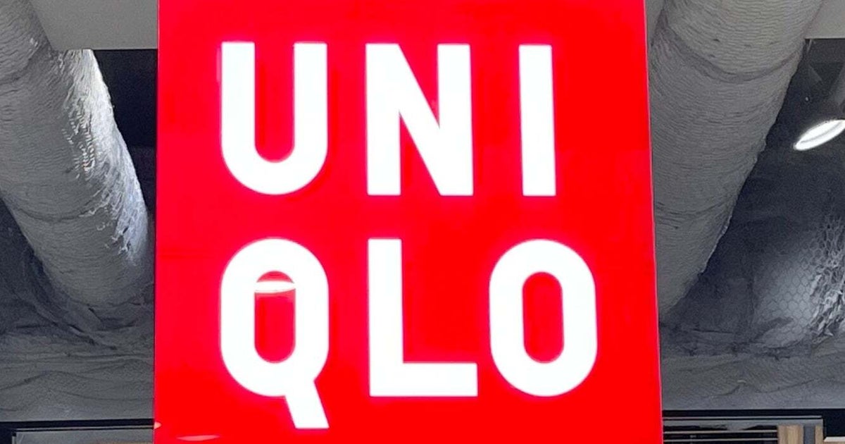 ユニクロの『狙い目セール商品』がアツい!3000円引きで買える「バギージーンズ」など、お得な値下げアイテムを3選ご紹介!《着用レビュー》