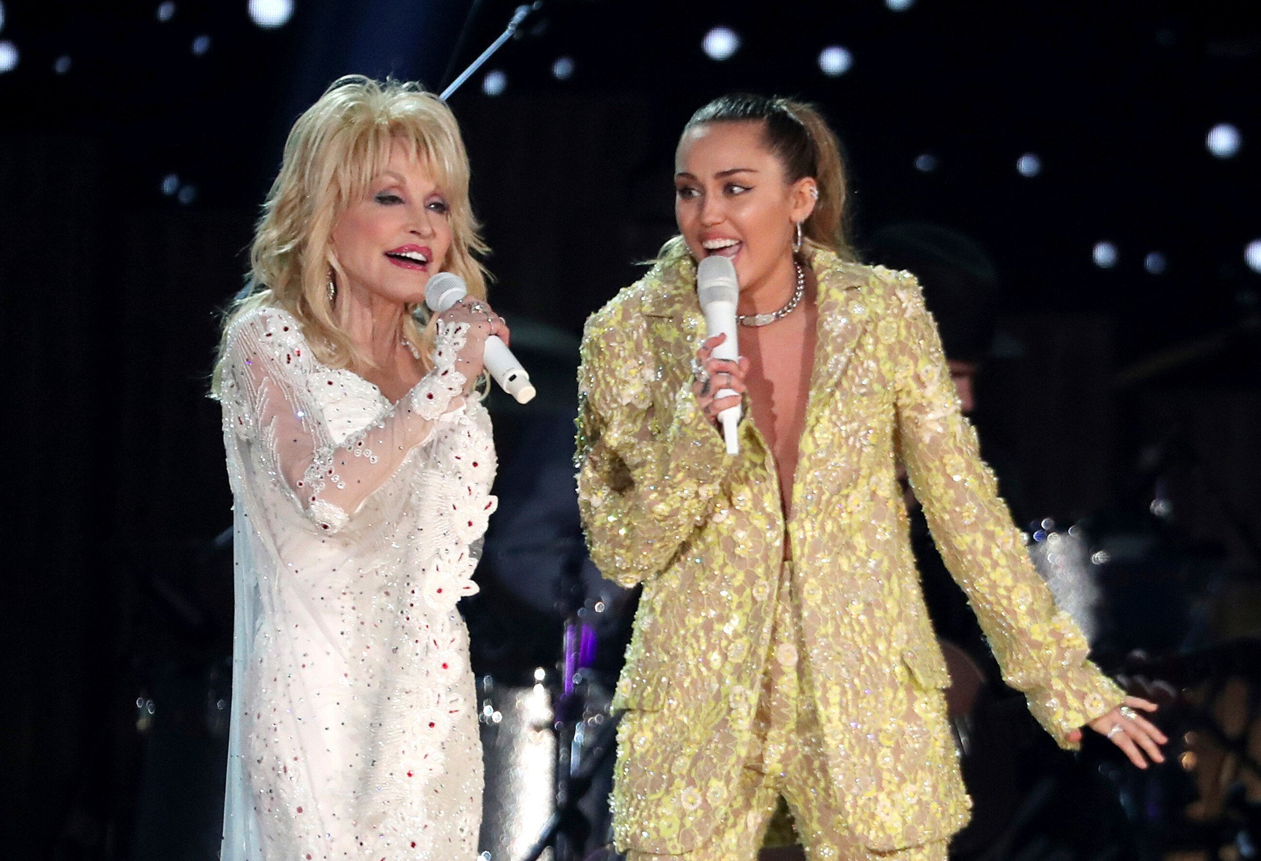 Miley Cyrus Shares Beautiful Tribute To Her 'Aunt Dolly': 'I Have An Angel By My Side'