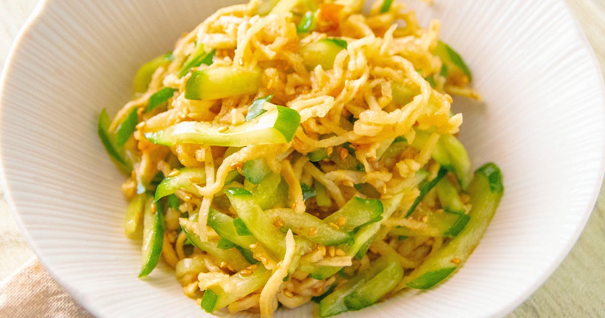 【切り干し大根、余ってたらコレ作って!】きゅうりと和えるだけ!ポリポリ食感が楽しめる「梅ごまポン酢和え」レシピ
