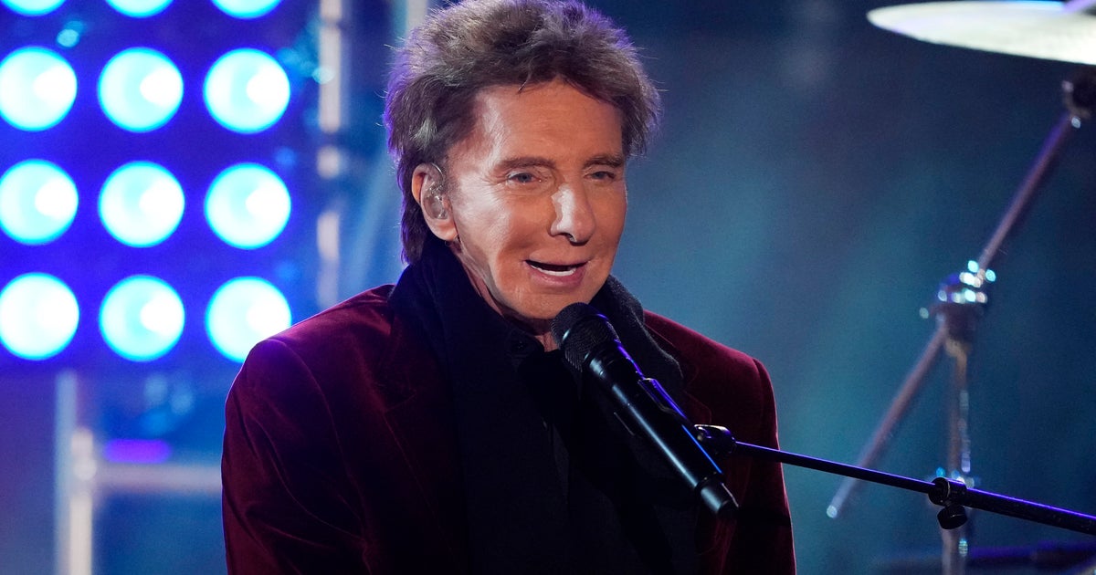 Barry Manilow Announces 'Quick Break' From Touring After 'Pushing A Little ...