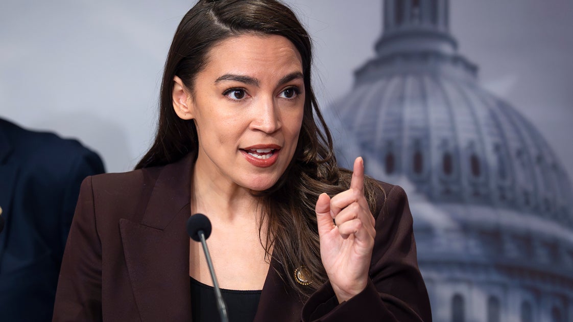 AOC Rejoins Democratic Socialists of America Amid 2028 Speculation
