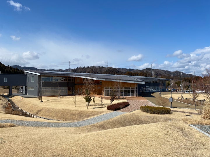 大川原地区に帰還した大熊町役場(2025年2月26日撮影、福島県大熊町で)