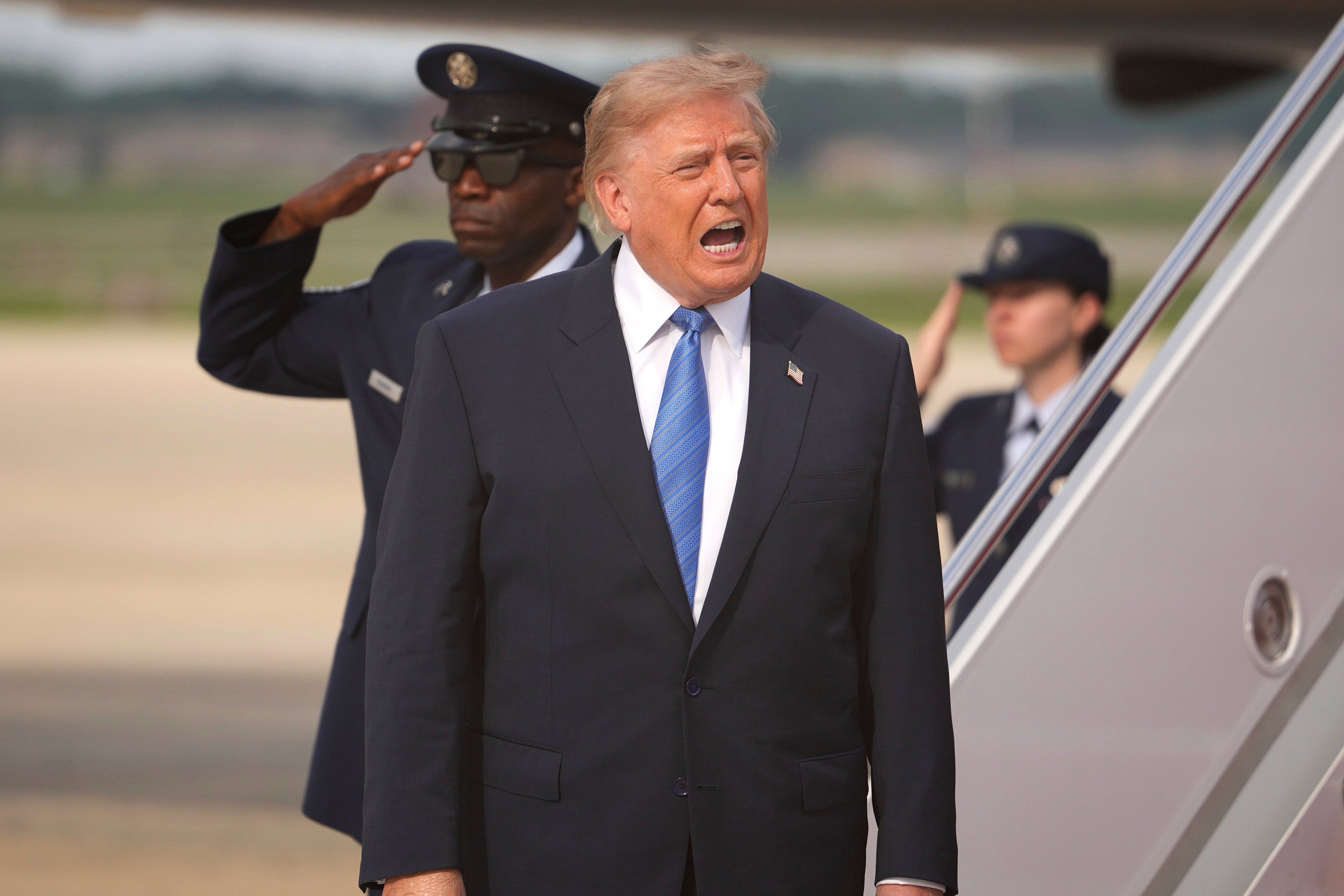 'The President Is Insane': Trump Mocked After Posting Bizarre 'Donald Ducks' Meme