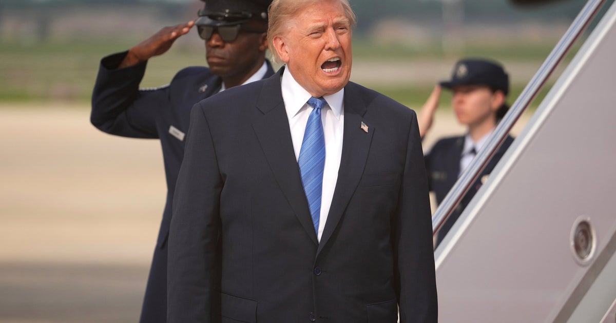 'The President Is Insane': Trump Mocked After Posting Bizarre 'Donald Ducks' Meme