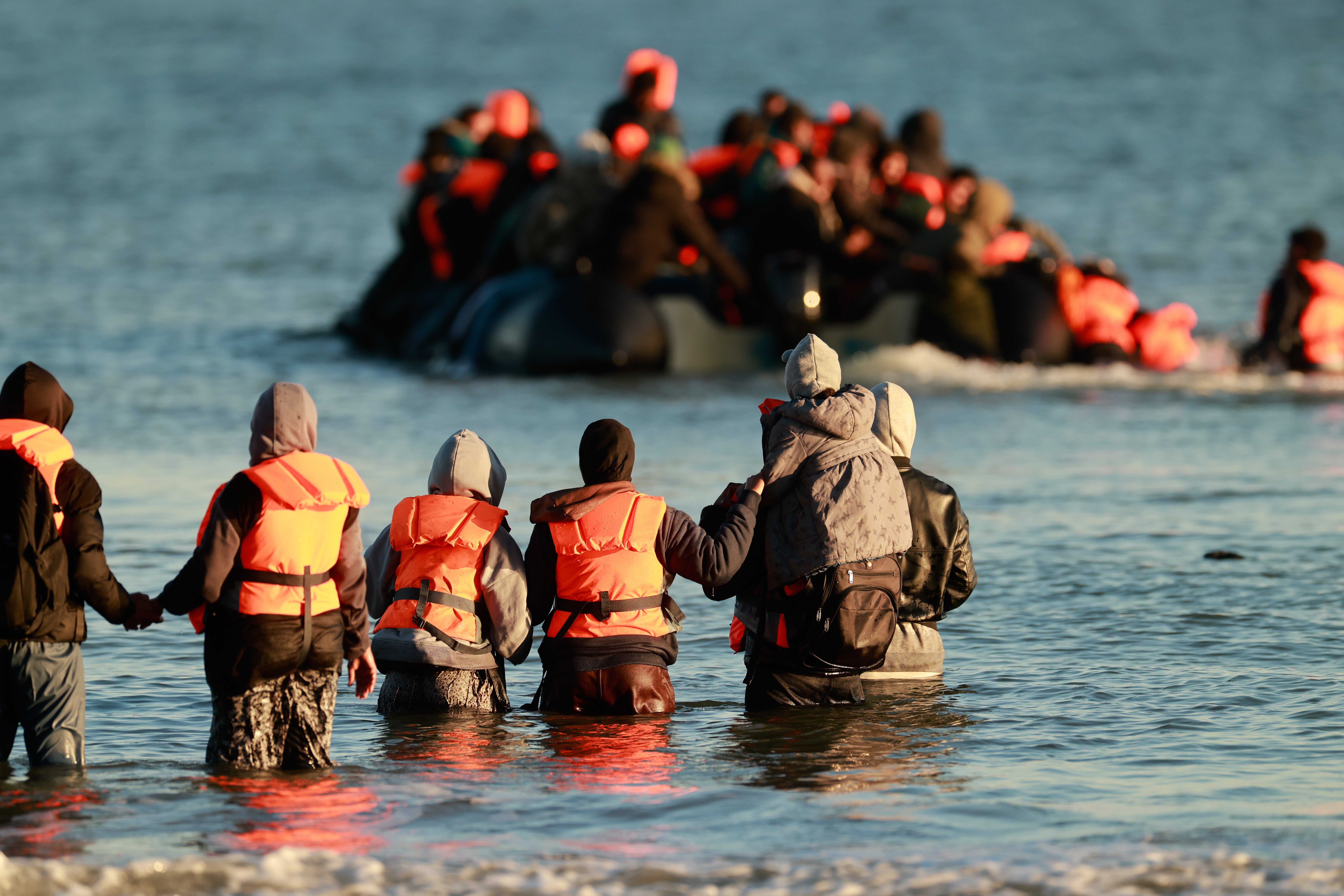 Labour Claims Small Boats Victory as Reform Launches Immigration Crackdown on Corporations — image 2