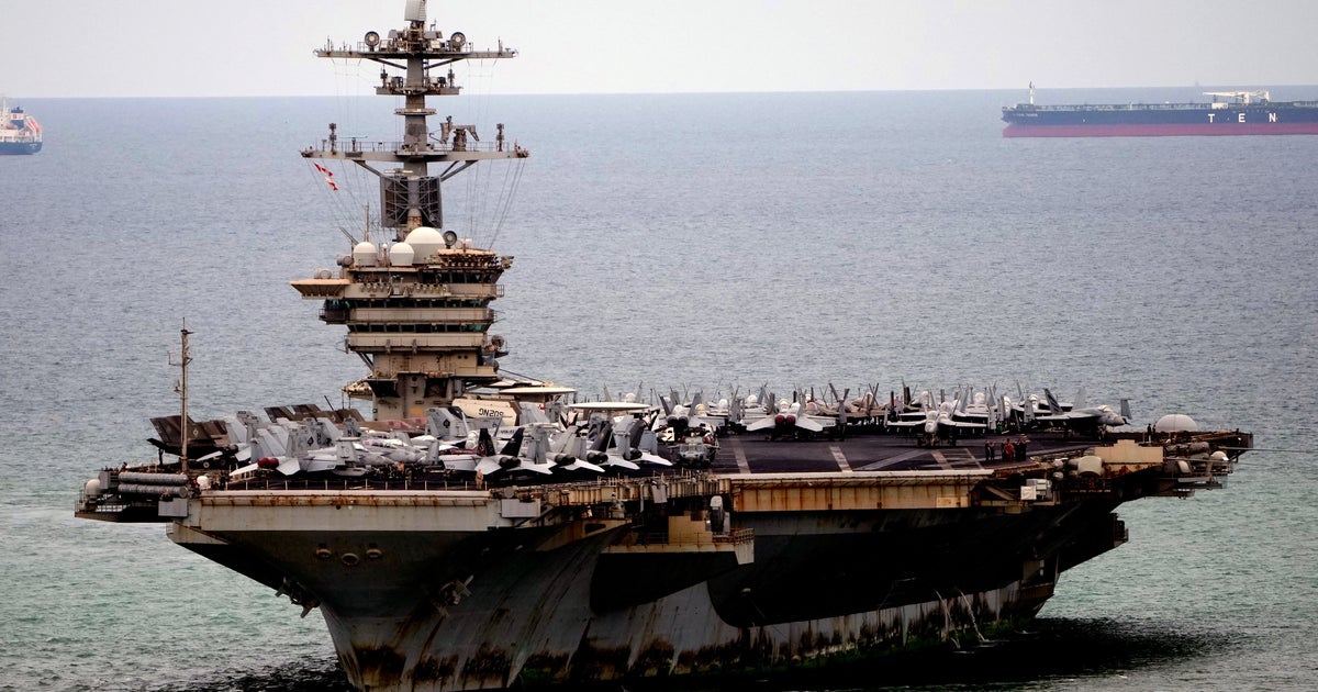 Photo: huffpost.com USS Abraham Lincoln Docks in Thailand After 286 Days at Sea