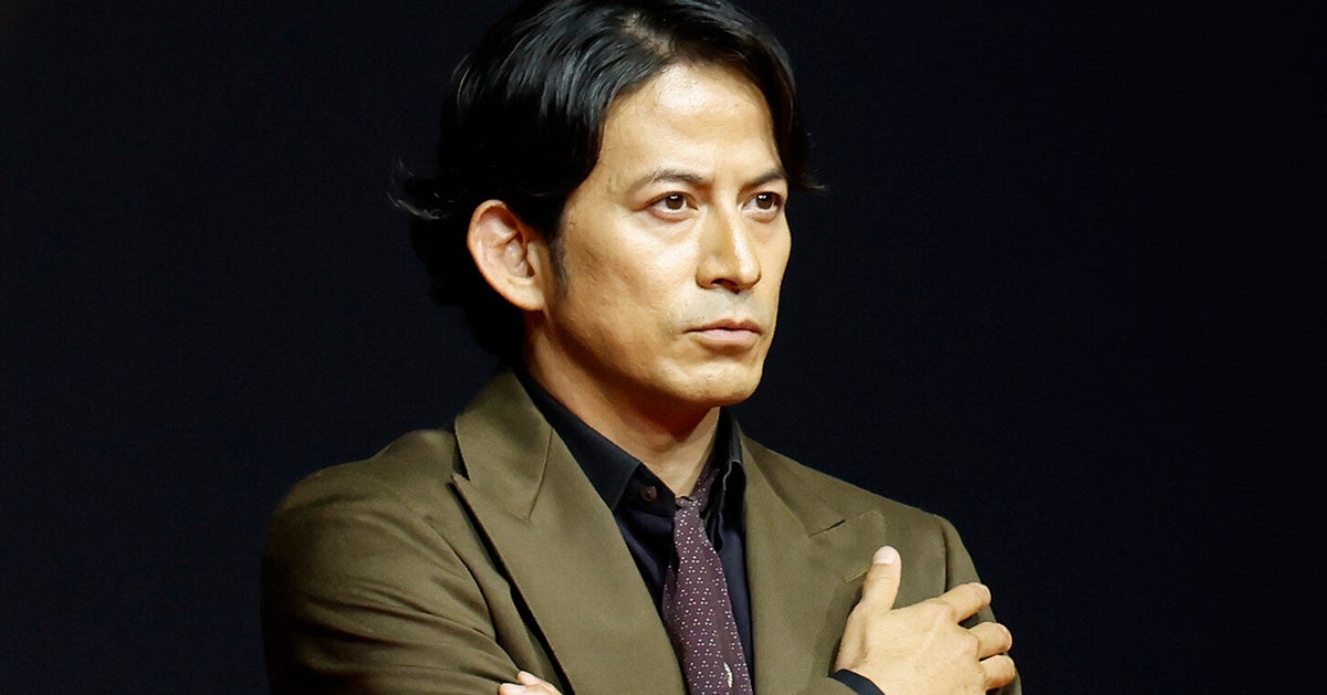 岡田准一、山下智久の芸能活動30周年を祝福⇒貴重な2ショットに「画力つっっっよ」「素敵な関係」の声