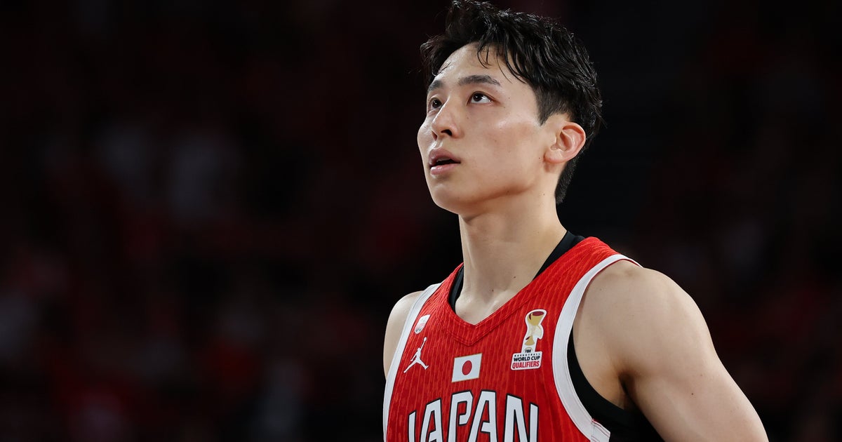 バスケ日本代表・河村勇輝&人気アーティスト、2ショットに反響⇨「幼い頃の自分が蘇り胸が熱くなった」