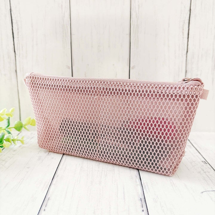 無印良品「立体メッシュ ペンケース マチ付き」