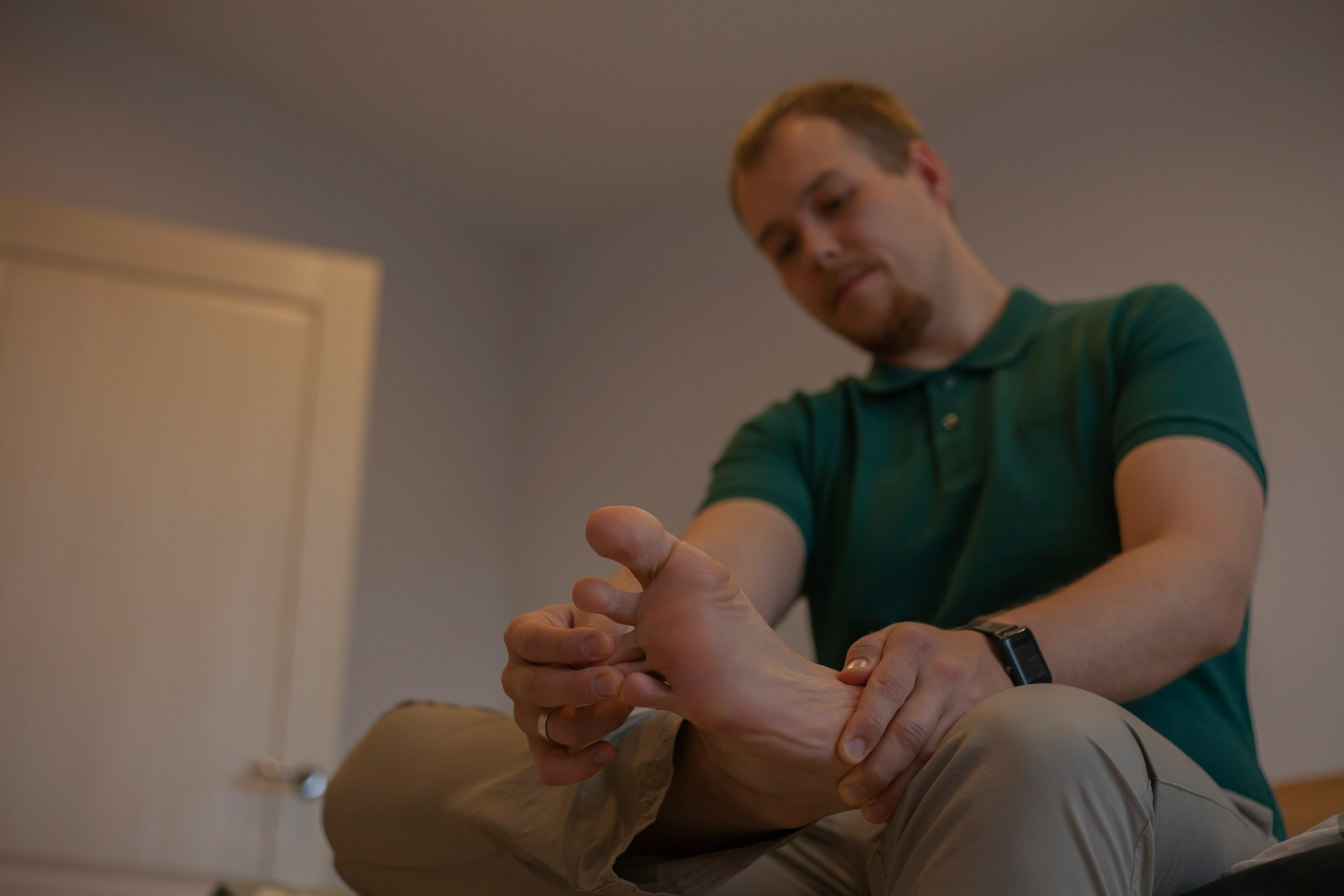 The Surprising Link Between Gout And Erectile Dysfunction, Explained By Doctors