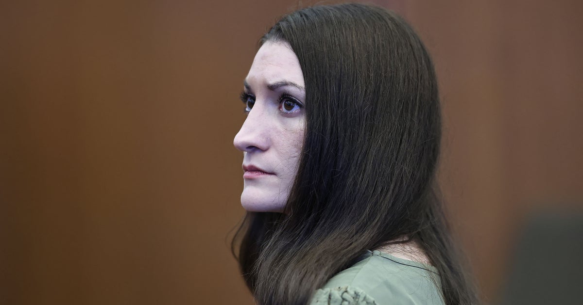 Illinois Mom Charged With Killing Toddler Was Closely Following Lindsay ...