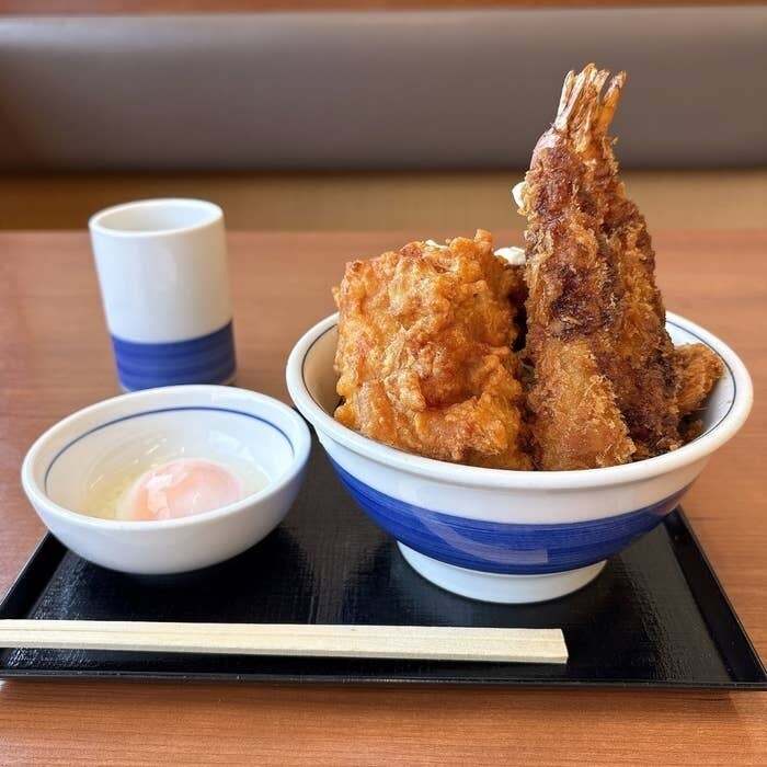 かつや「タルたまミックスフライ丼」