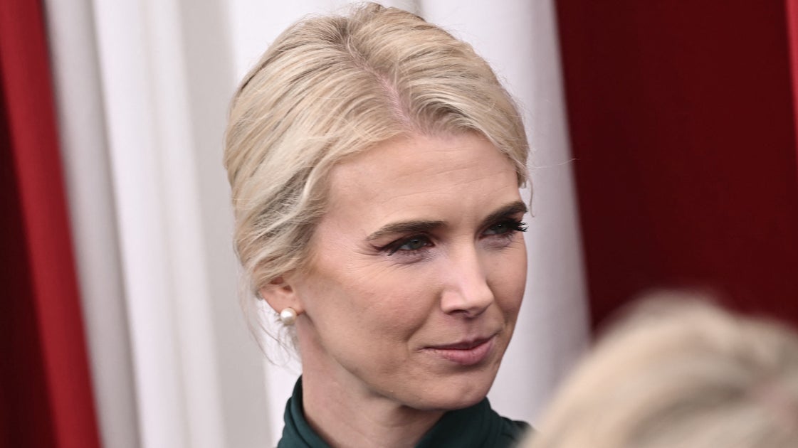 https://img.huffingtonpost.com/asset/6aa6c8ef3c0000e2164e6f10.jpeg?cache=xoRH1A70j1&ops=500_281%2Cscalefit_1200_630