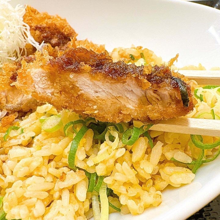 かつや「チャーハンとテリたま混ぜご飯の欲張り飯」