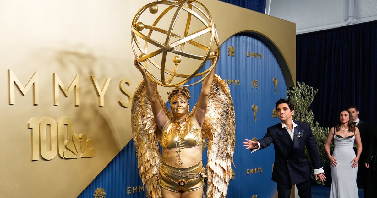 Megan Stalter Was The Absolute Scene-Stealer On The Emmys Red Carpet